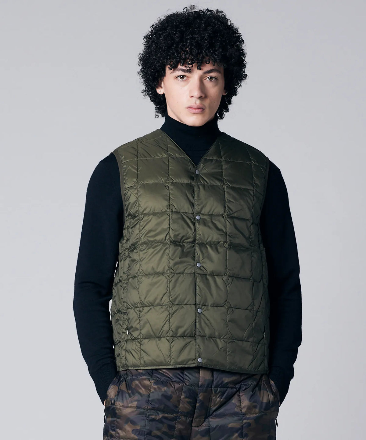 OLIVE／模特兒身高 180cm／穿著尺寸 L