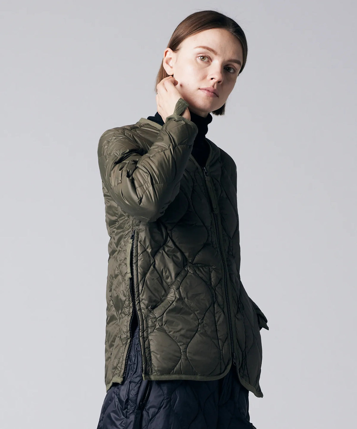 D.OLIVE／模特兒身高 171cm／穿著尺寸 XS