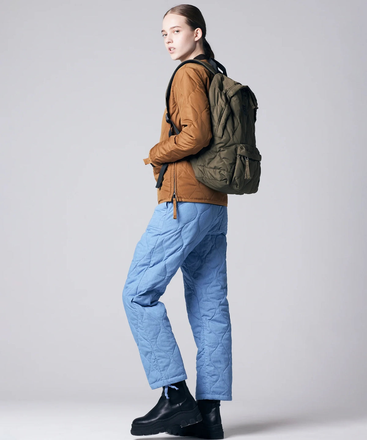 D.OLIVE／模特兒身高 170cm