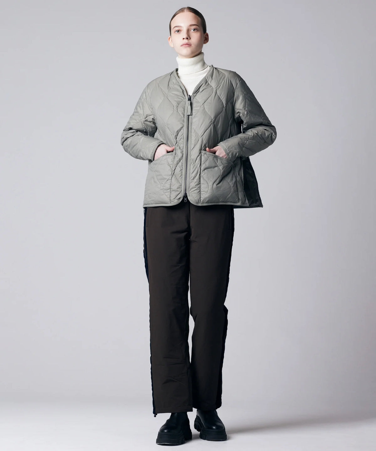 SAGE（反面）／模特兒身高 170cm／穿著尺寸 XS