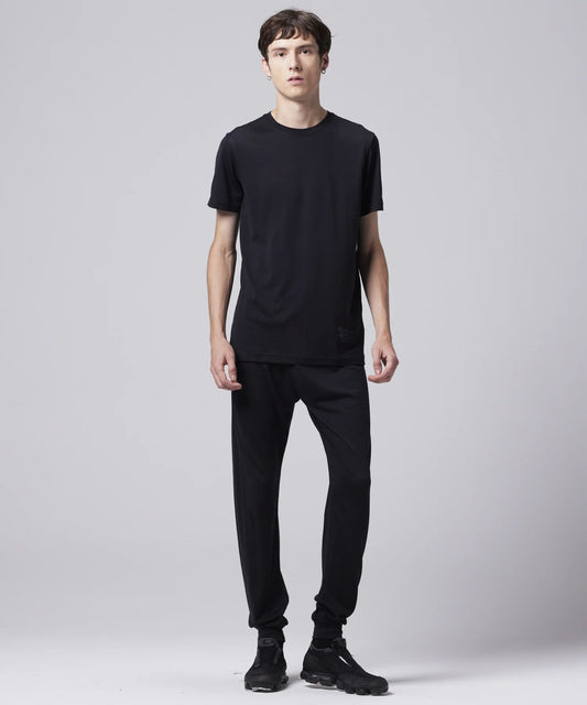 BLACK／模特兒身高 178cm／穿著尺寸 MEN L