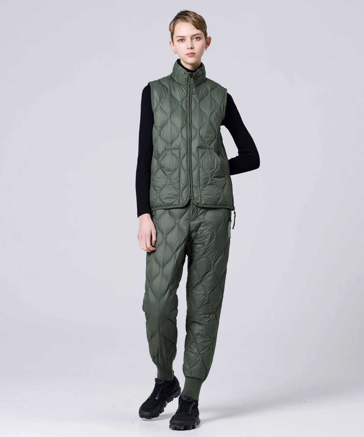 OLIVE／模特兒身高 171cm／穿著尺寸 XS