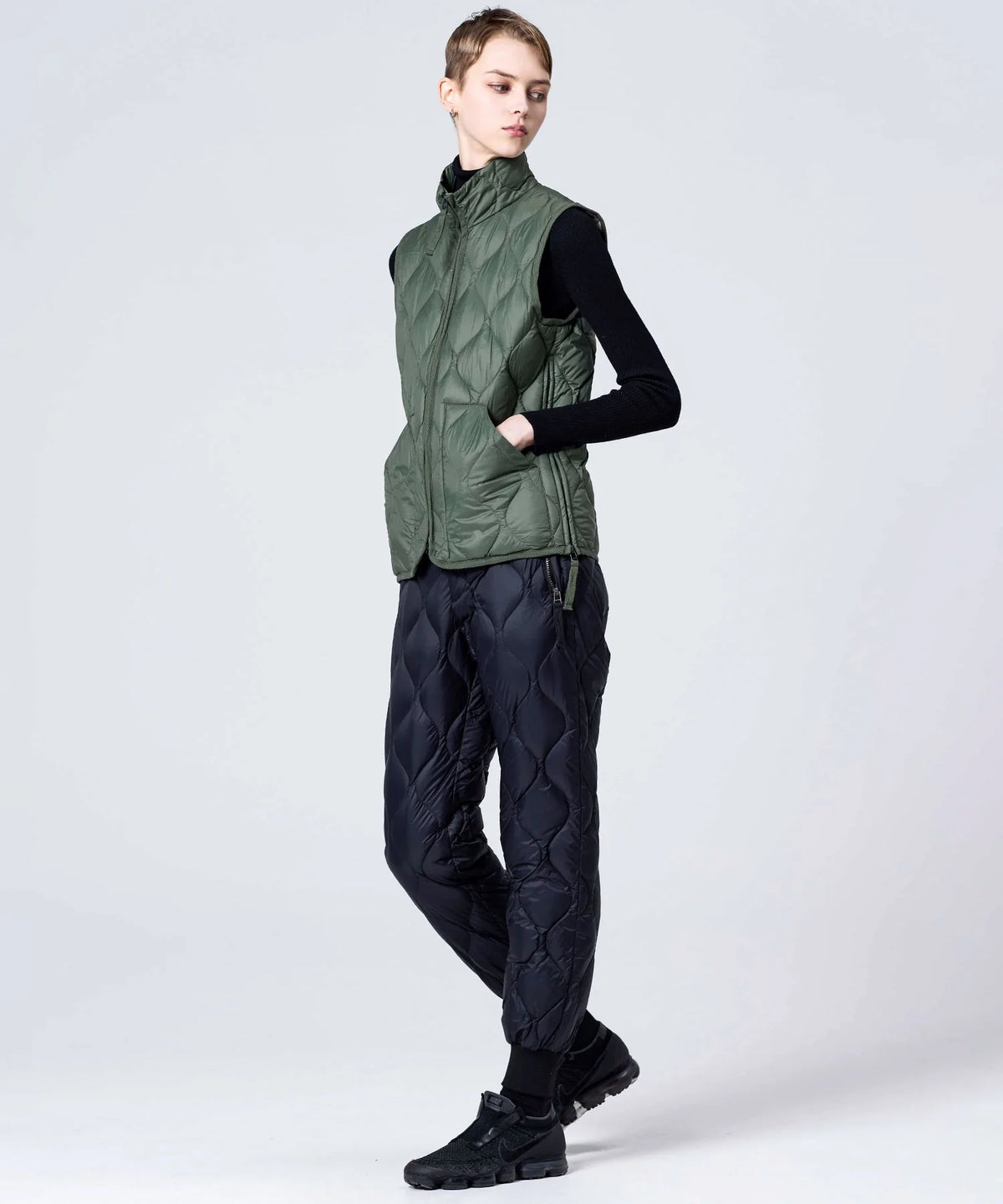 OLIVE／模特兒身高 171cm／穿著尺寸 XS