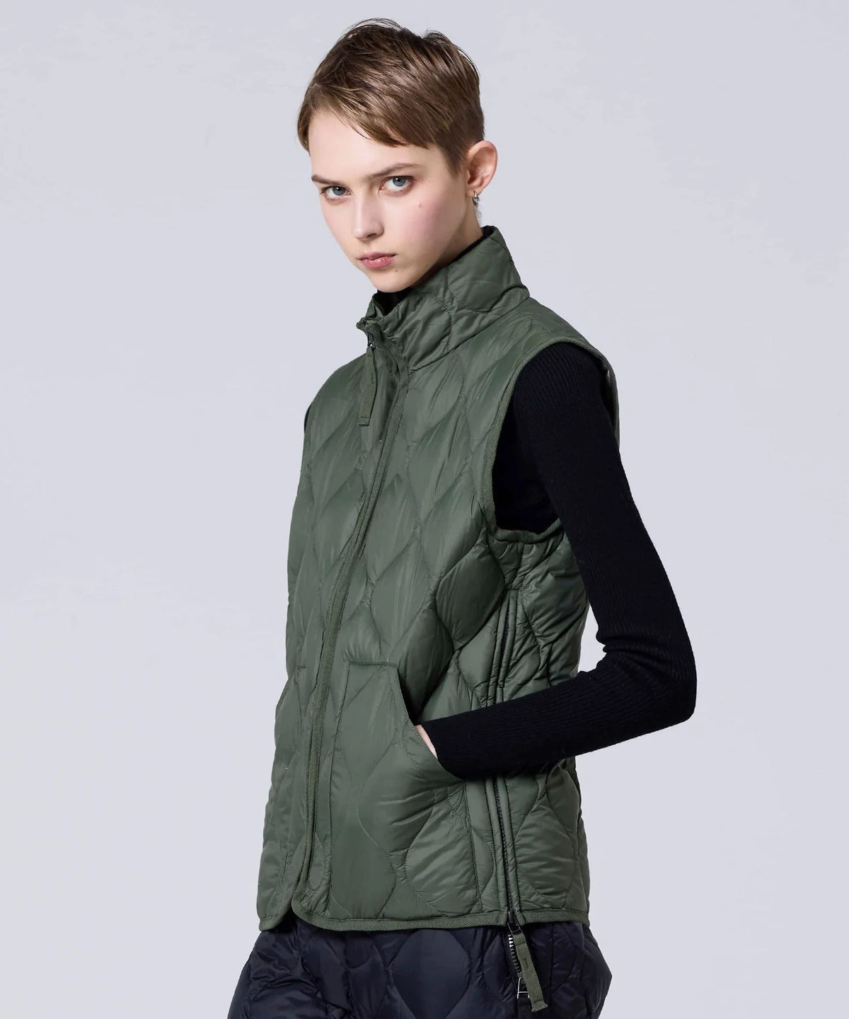 OLIVE／模特兒身高 171cm／穿著尺寸 XS