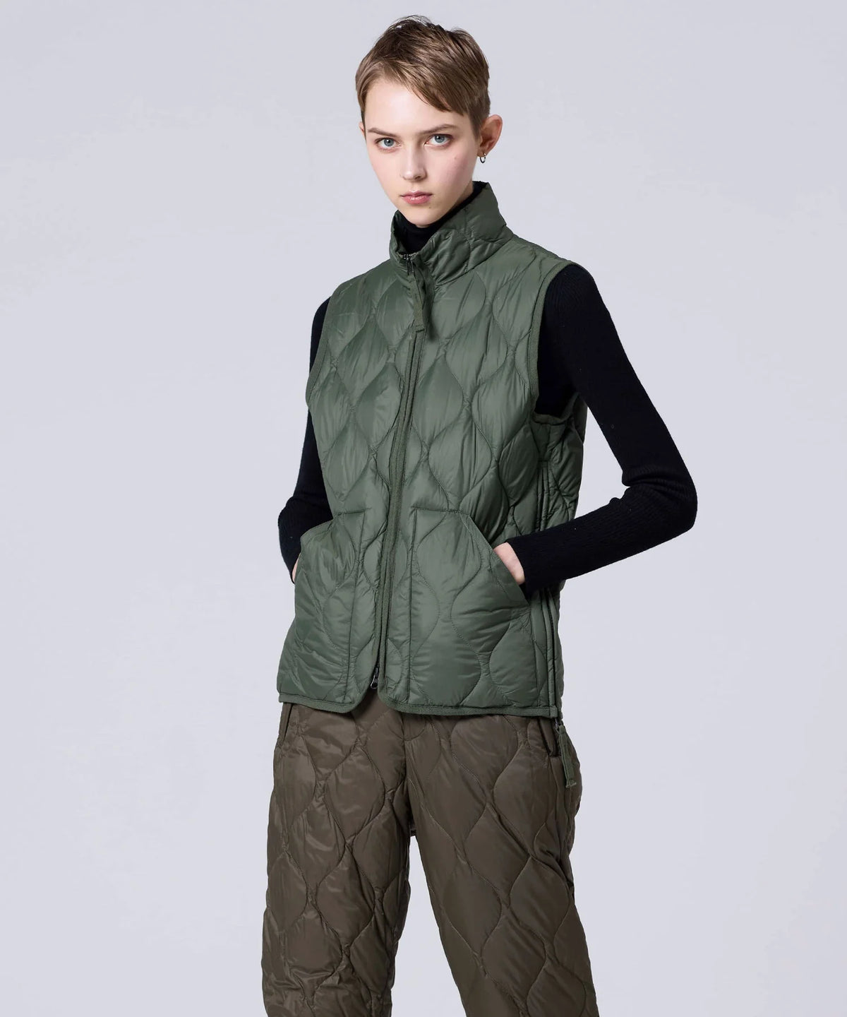 OLIVE／模特兒身高 171cm／穿著尺寸 XS