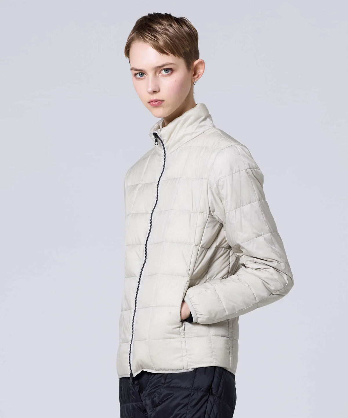 ICEGRAY／模特兒身高 171cm／穿著尺寸 XS