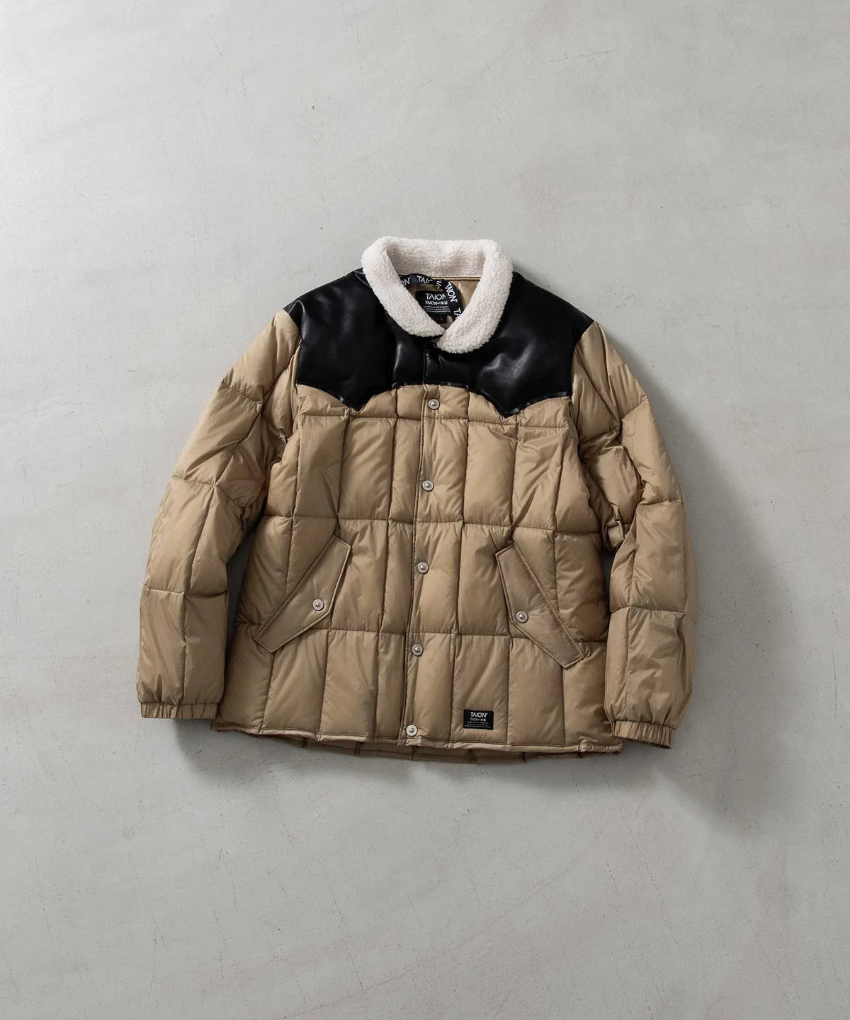 KHAKI