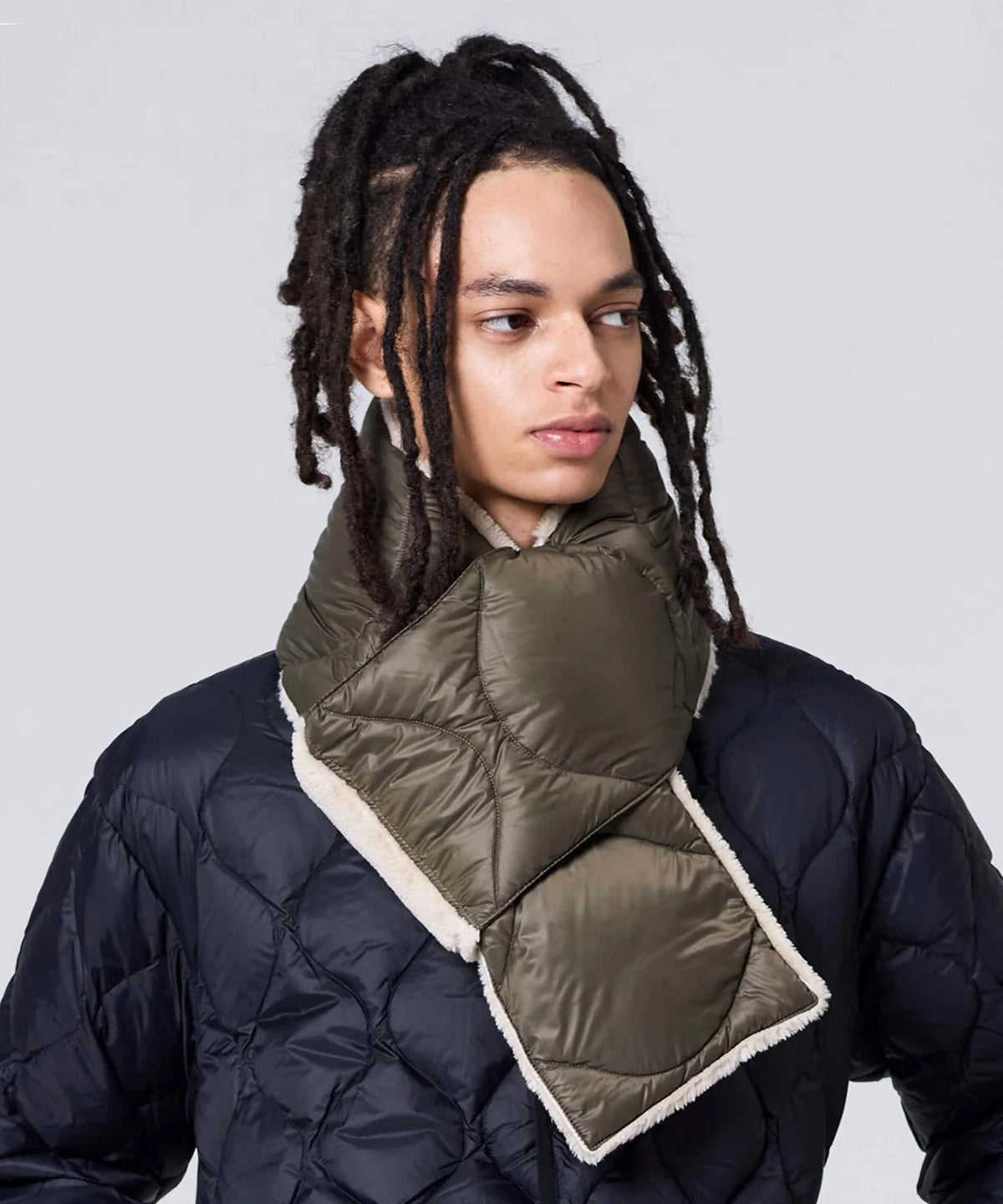 D.OLIVE×BEIGE（羽絨面）