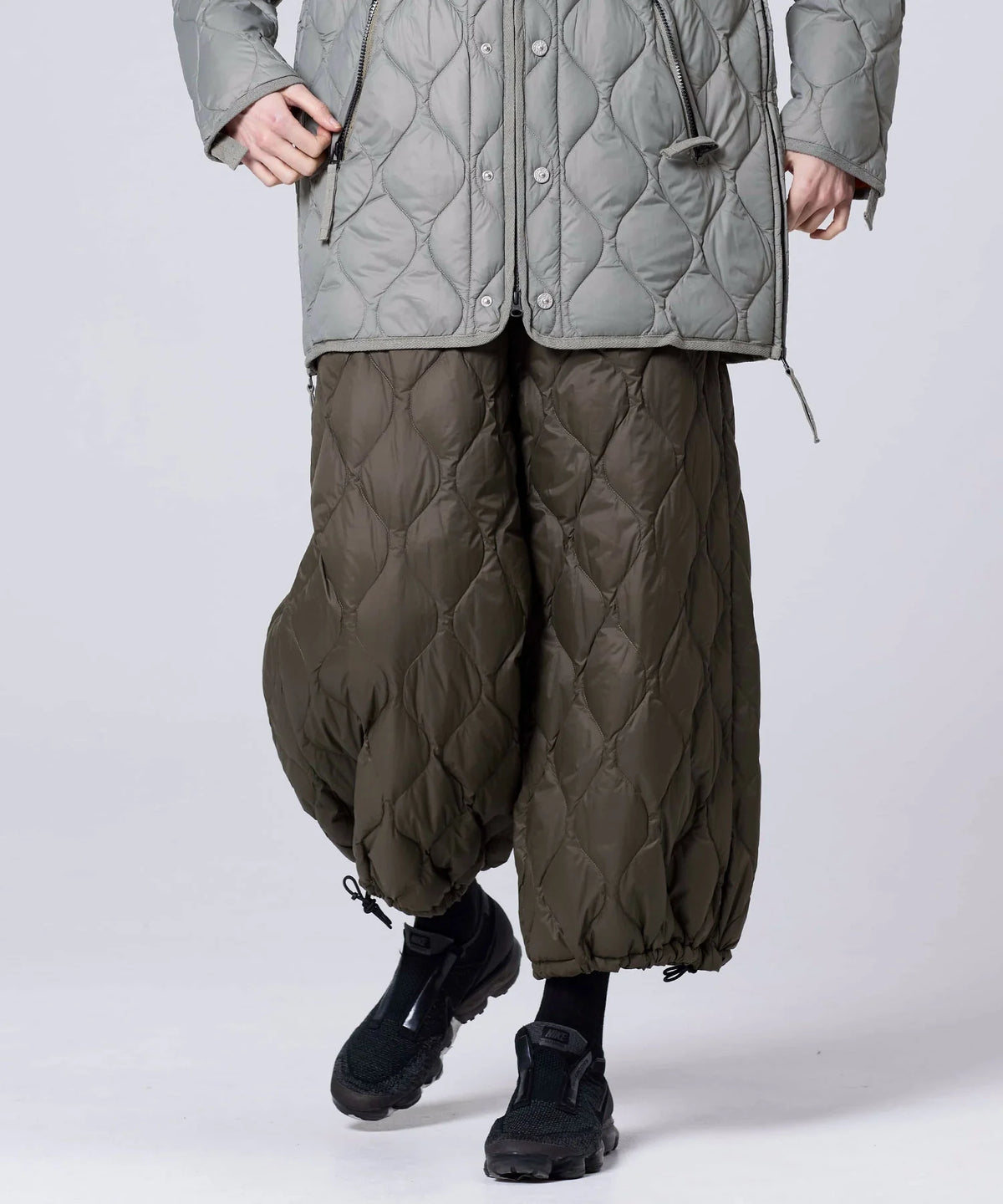 D.OLIVE／模特兒身高 171cm／穿著尺寸 L