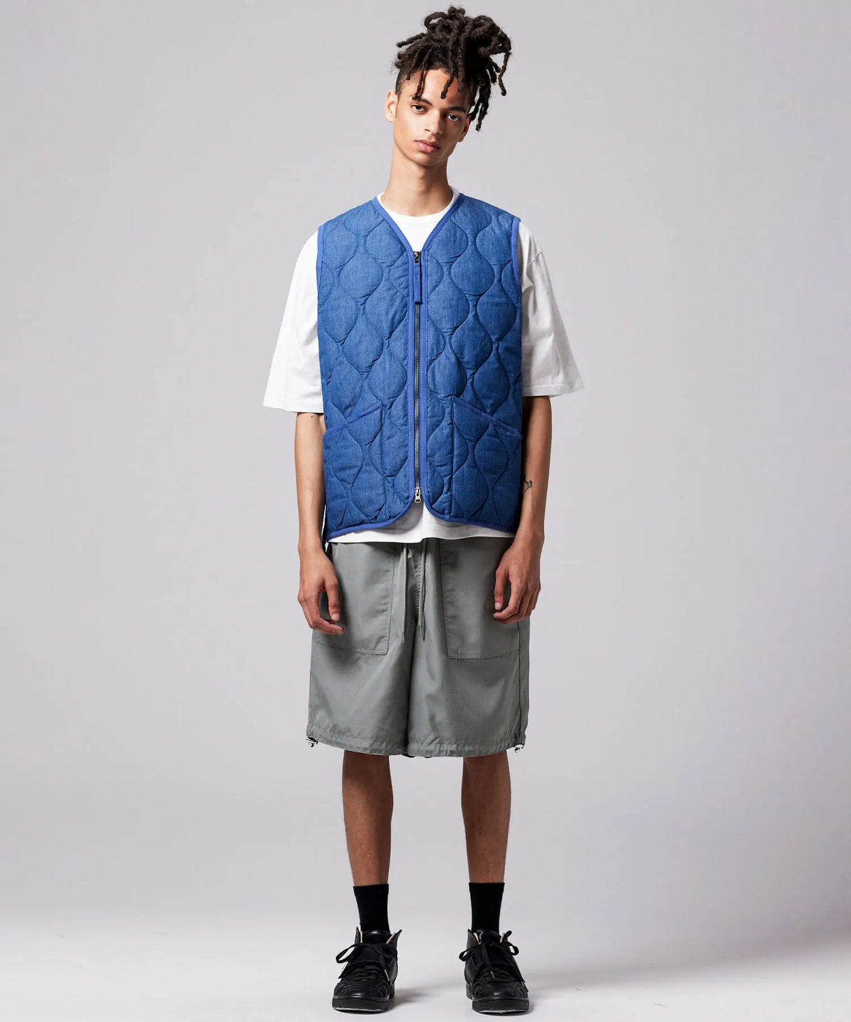 INDIGO DENIM／模特兒身高 181cm／穿著尺寸 L