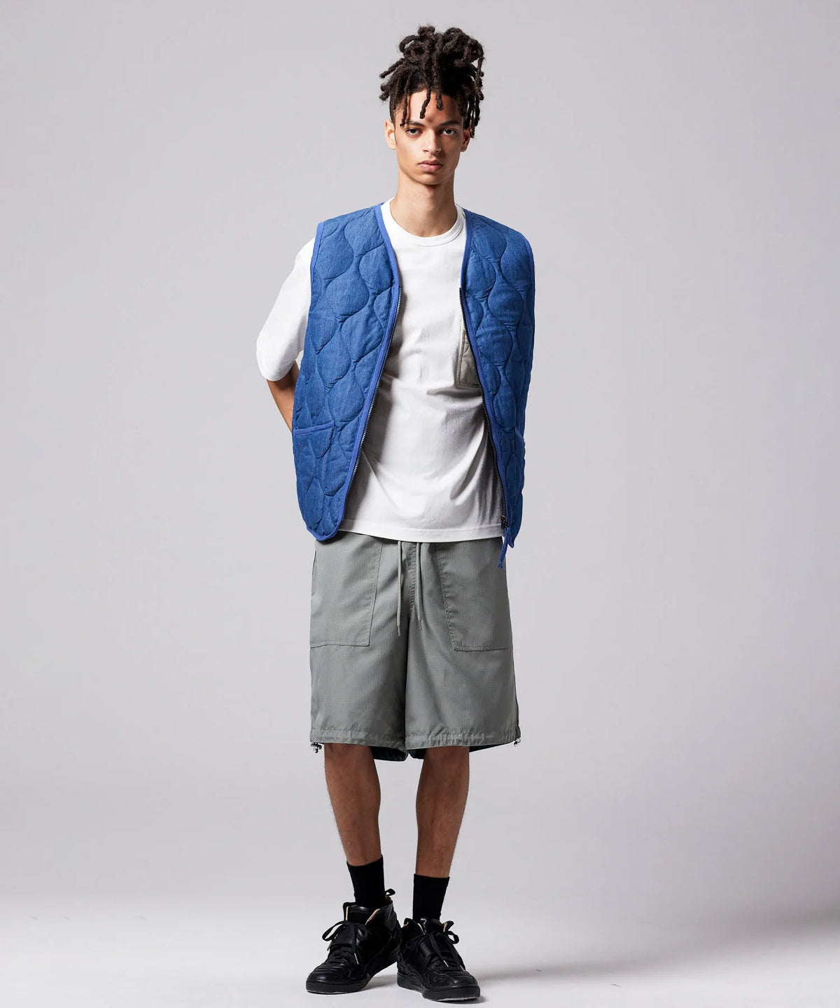INDIGO DENIM／模特兒身高 181cm／穿著尺寸 L