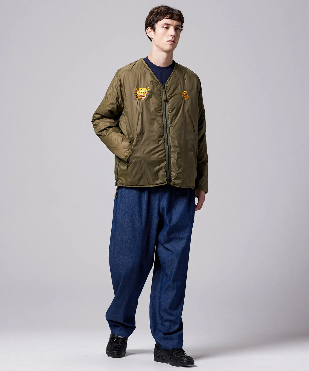 OLV（正面）／模特兒身高 178cm／穿著尺寸 L