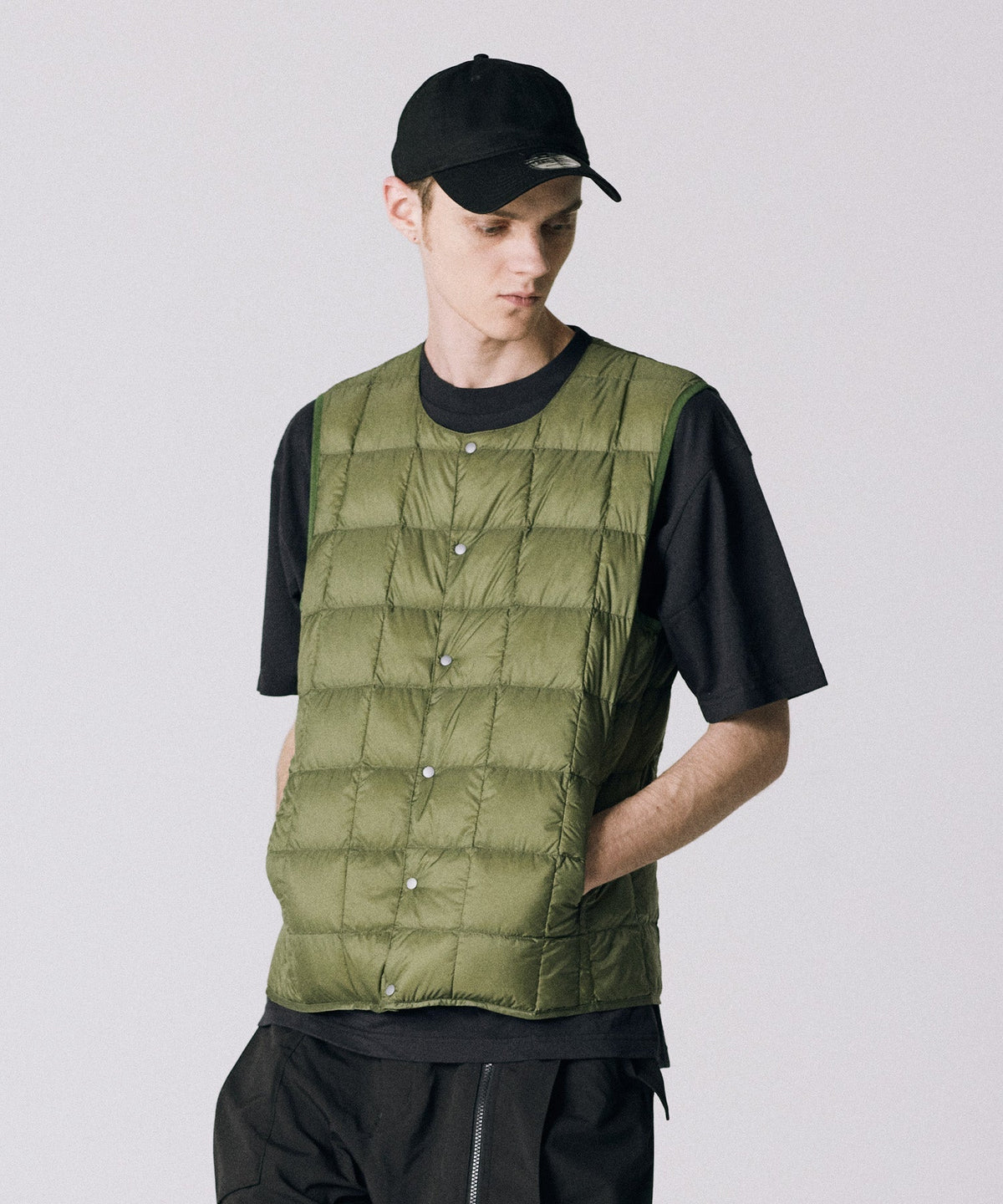 OLIVE／模特兒身高 178cm／穿著尺寸 L