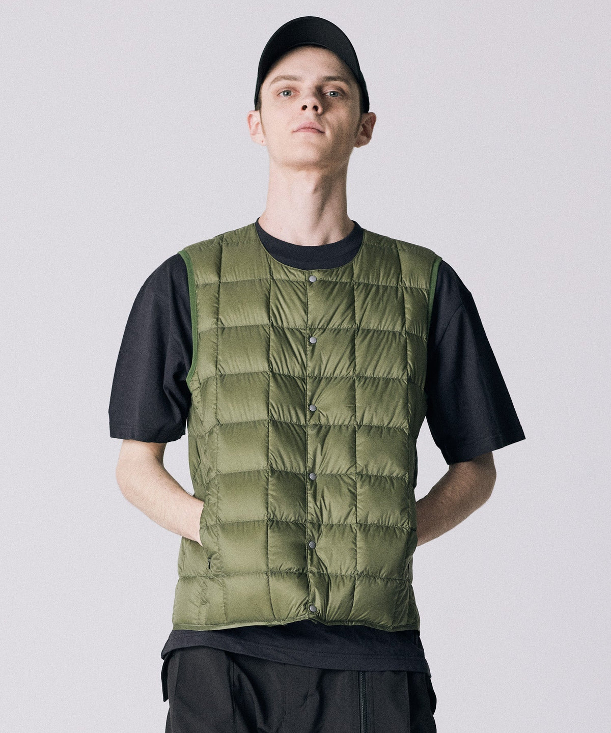 OLIVE／模特兒身高 178cm／穿著尺寸 L